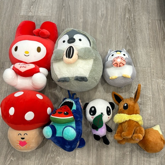 BUNDLE: NEW mixed stuffed plushie - Picture 1 of 5